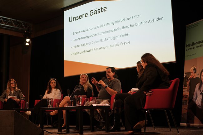 Podiumsdiskussion CC Osmanski Mateusz_.jpg