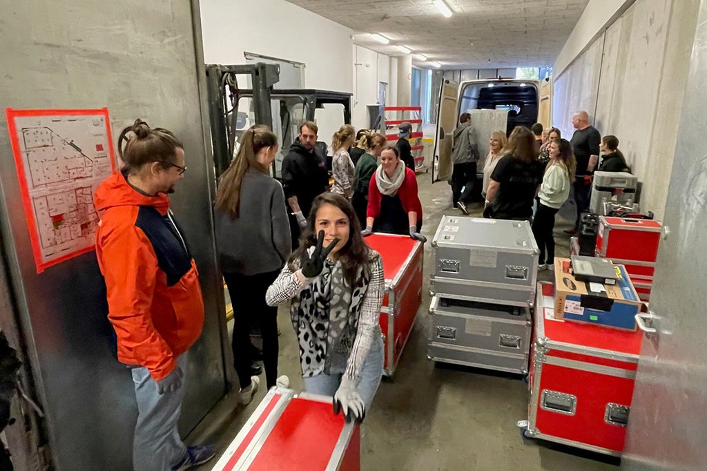 Studierende bei der Exkursion zu Juraczka Eventtechnik