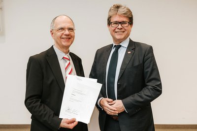 Professorentitel für FH-Lektor Karl Grün