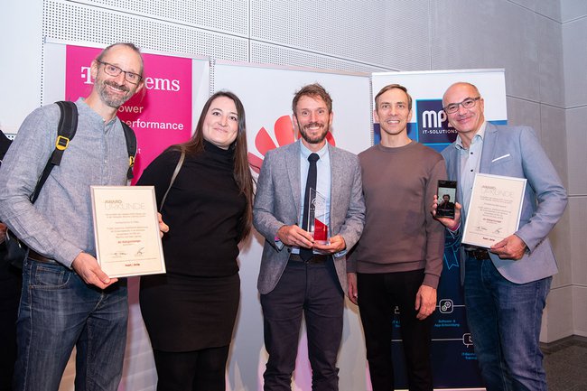 (from left to right) Matthias Zeppelzauer (St. Pölten UAS), Quehenberger Viktoria (St. Pölten UAS), Brian Horsak (St. Pölten UAS), Hans Kainz (University of Vienna), Andreas Kranzl (Orthopaedic Hospital Vienna-Speising)